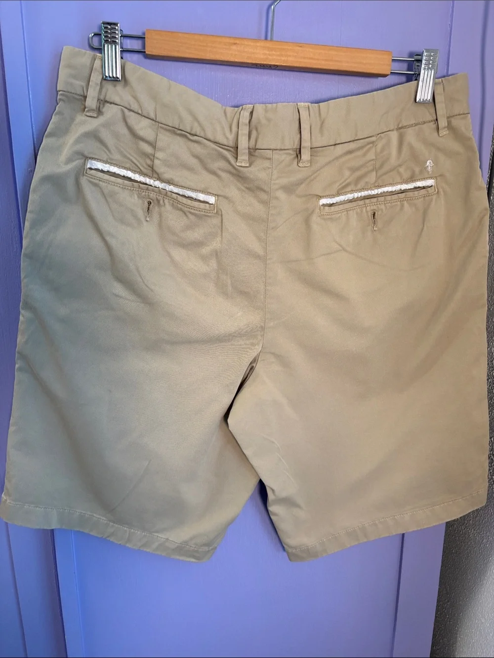 Robert Graham white Trim Classic Tan Chino Shorts 34 khaki preppy leather label